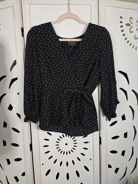 Olm Women's Black Blouse With Tiny White Hearts Faux Wrap V-Neck Size Small